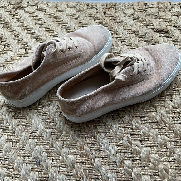 Vince. Suede Copley Platform Sneaker - Picture 10 of 10